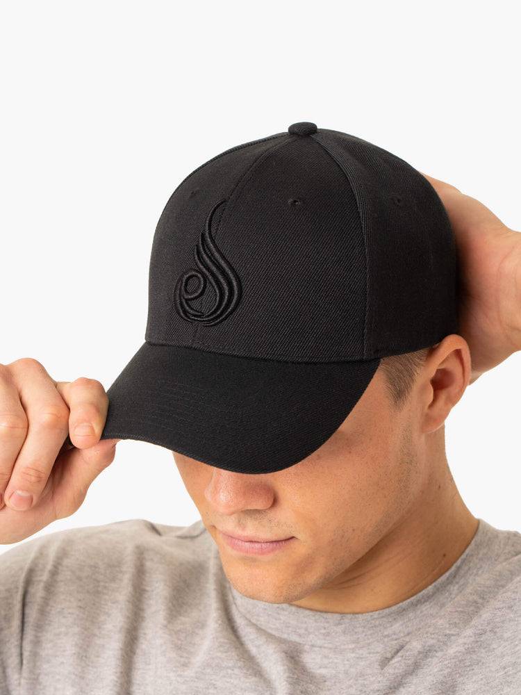 Black Ryderwear Men Caps Pursuit Men's Caps | AU1613RW