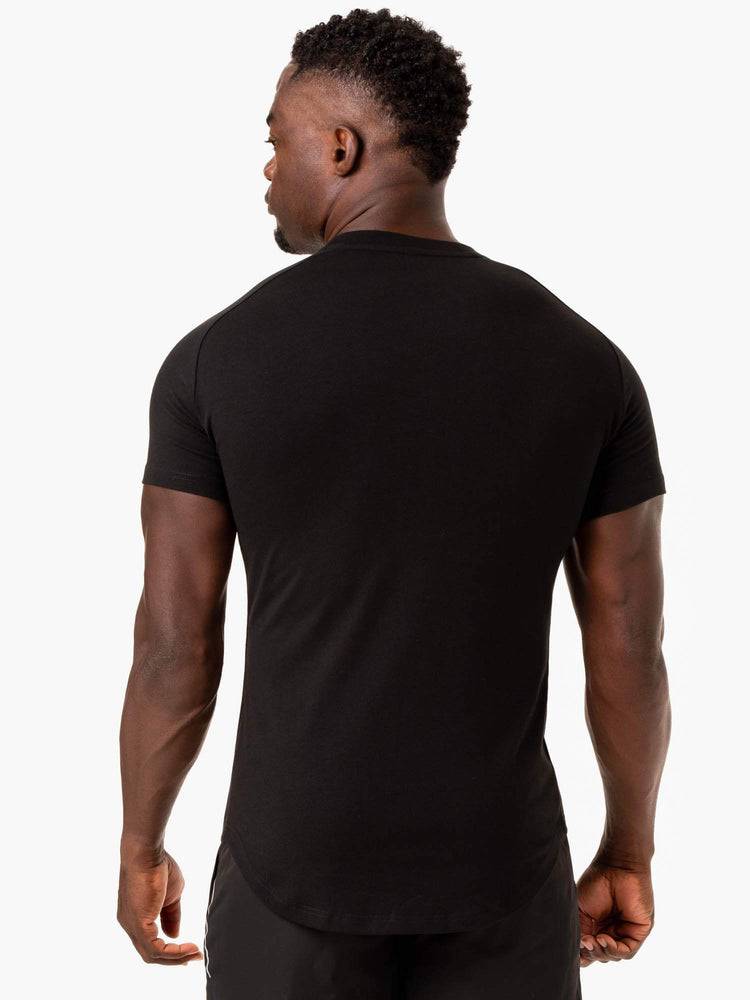 Black Ryderwear Men T Shirts Critical Men's T Shirts | AU1212LH