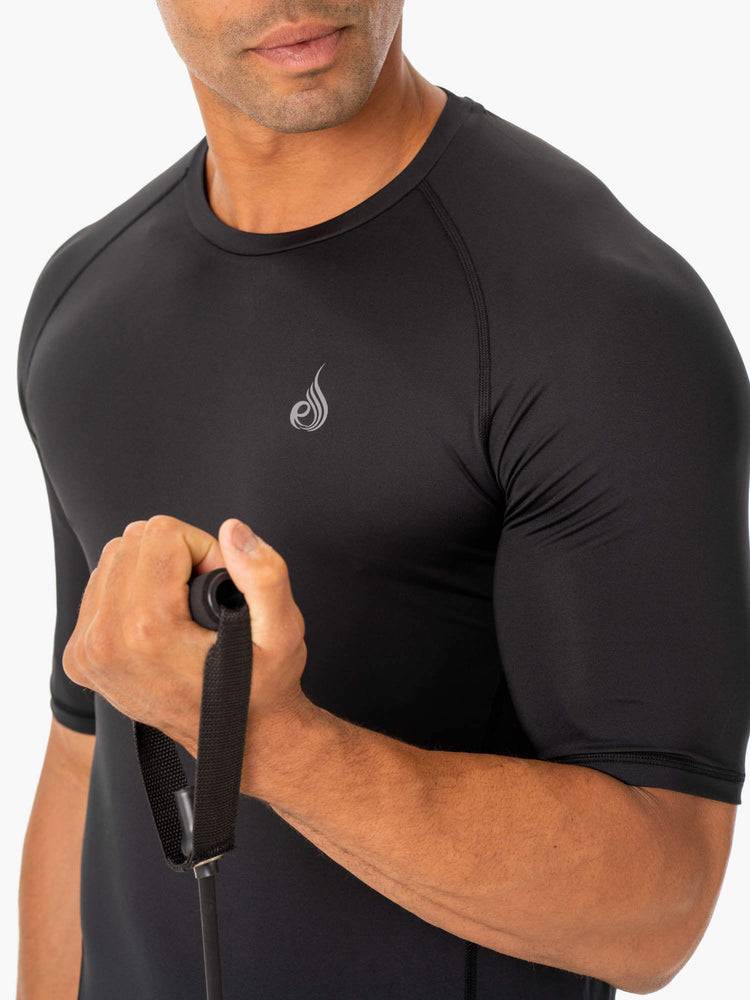 Black Ryderwear Men T Shirts Division Base Layer Men's T Shirts | AU1213ZG