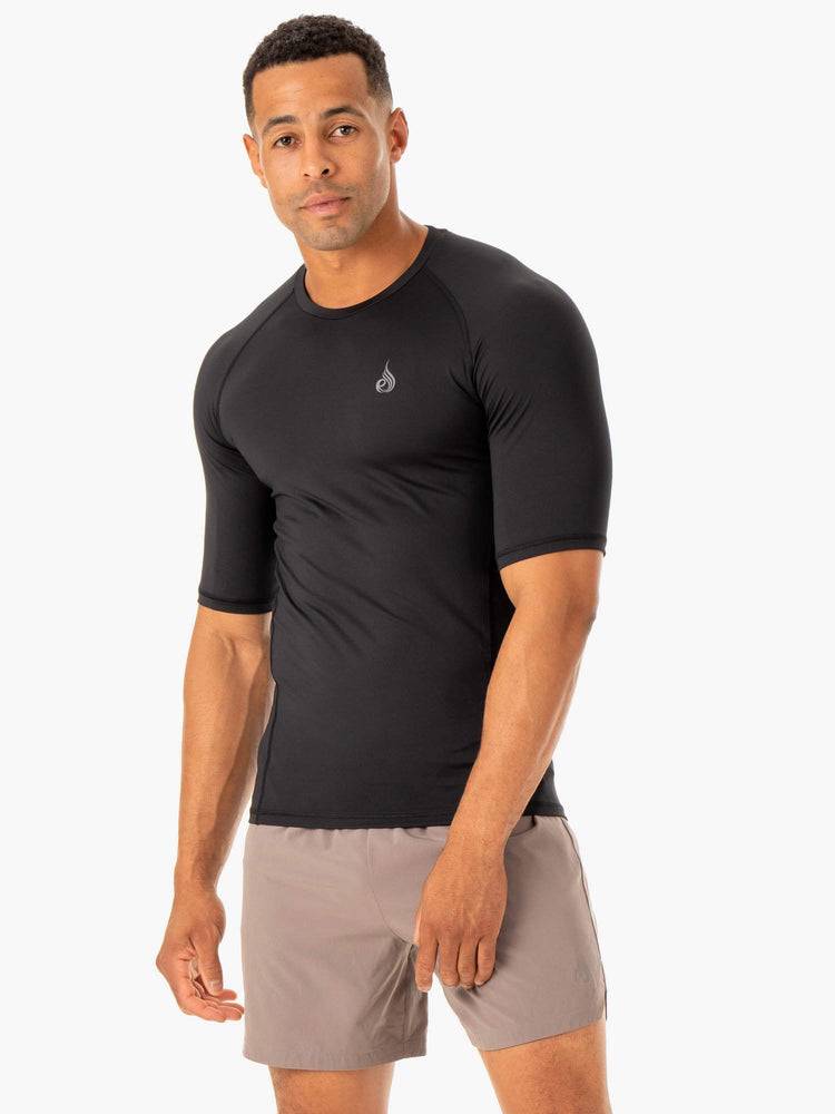 Black Ryderwear Men T Shirts Division Base Layer Men's T Shirts | AU1213ZG