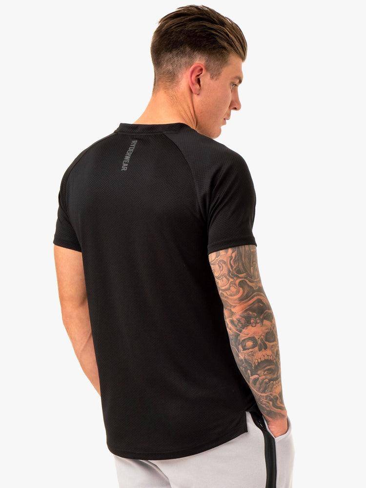 Black Ryderwear Men T Shirts Enhance Men's T Shirts | AU1217BC