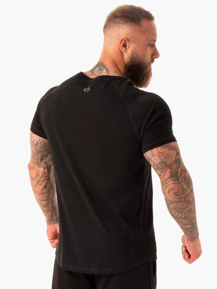 Black Ryderwear Men T Shirts RWXKG Men's T Shirts | AU1292XF