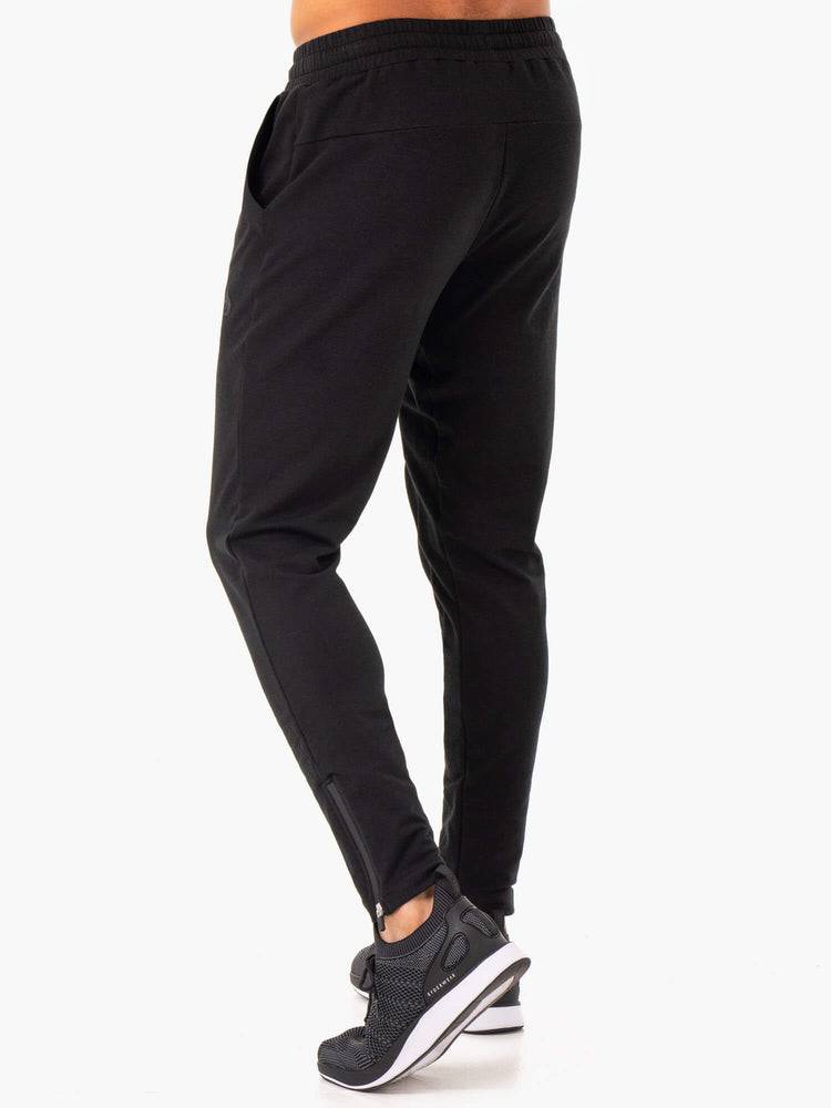 Black Ryderwear Men Track Pants Optimal Gym Men's Track Pants | AU1028JJ