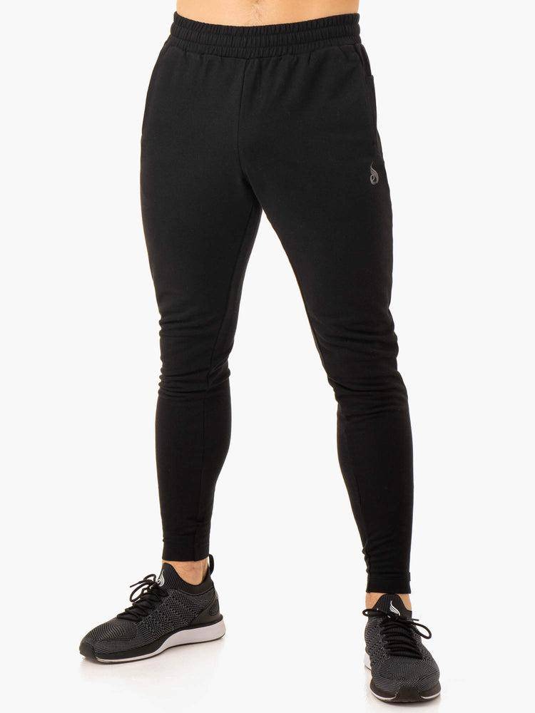 Black Ryderwear Men Track Pants Pursuits Men\'s Track Pants | AU1031ZG