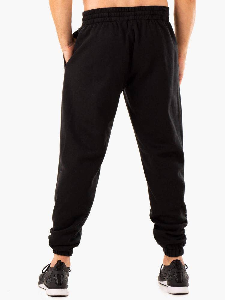 Black Ryderwear Men Track Pants Recharge Relaxed Men's Track Pants | AU1035BC