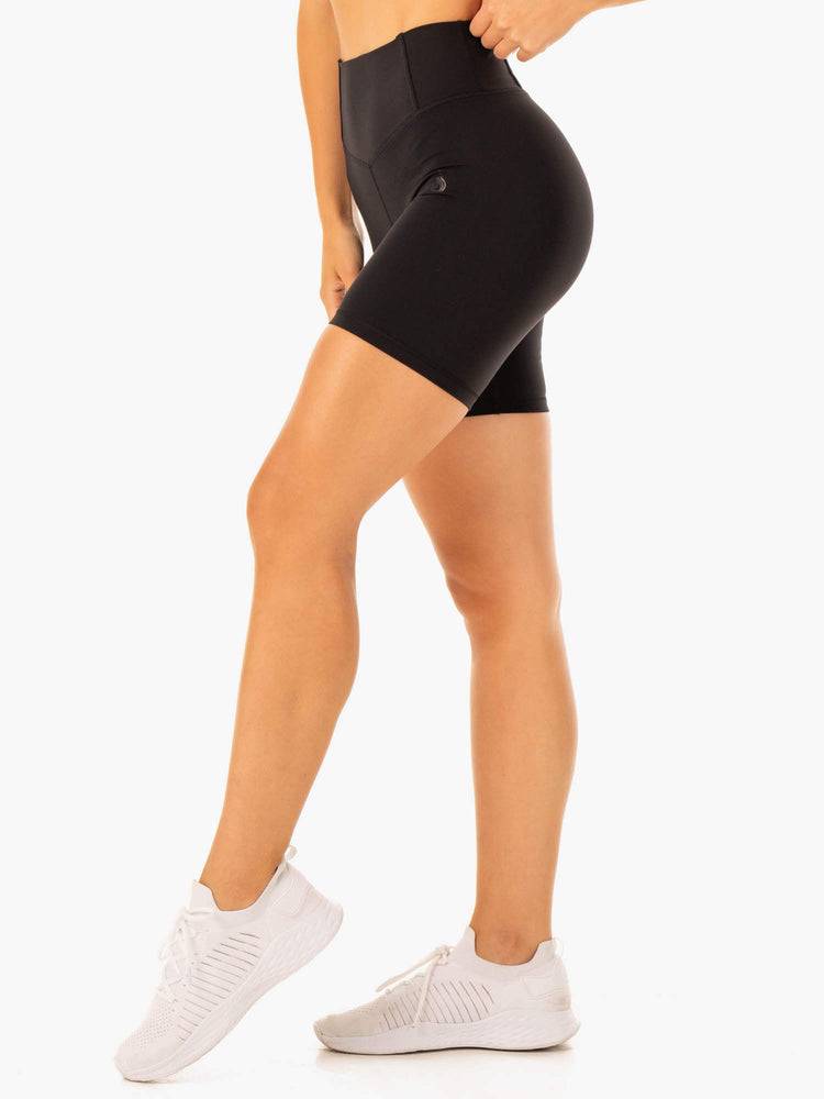 Black Ryderwear Women Shorts Form Scrunch Bum Women's Shorts | AU2050NB