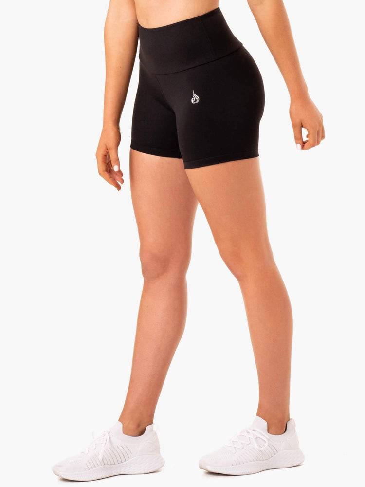 Black Ryderwear Women Shorts Staples Scrunch Bum Mid Length Women's Shorts | AU2201ZG