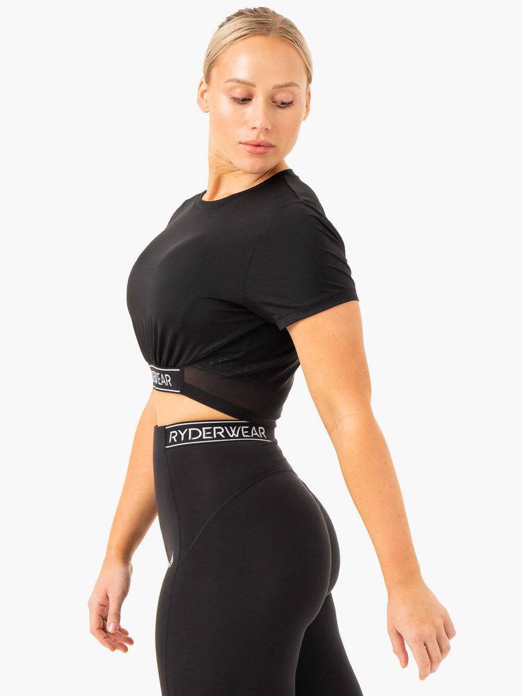 Black Ryderwear Women T Shirts Level Up Cropped Women's T Shirts | AU2782NB