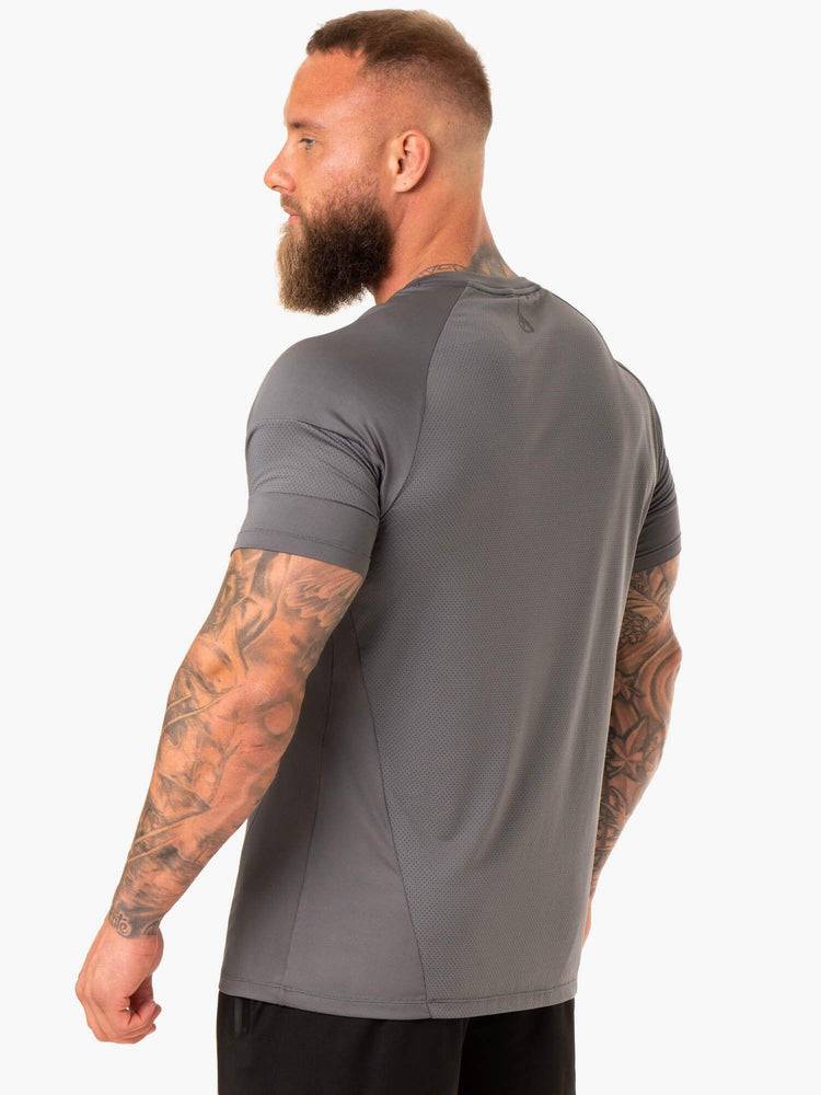 Charcoal Ryderwear Men T Shirts Action Mesh Men's T Shirts | AU1187ZG