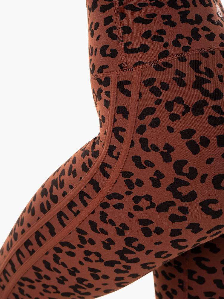 Chocolate Leopard Ryderwear Women Leggings Evolution High Waisted Scrunch Women's Leggings | AU1906AP