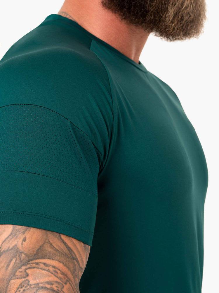 Emerald Ryderwear Men T Shirts Action Mesh Men's T Shirts | AU1189CE