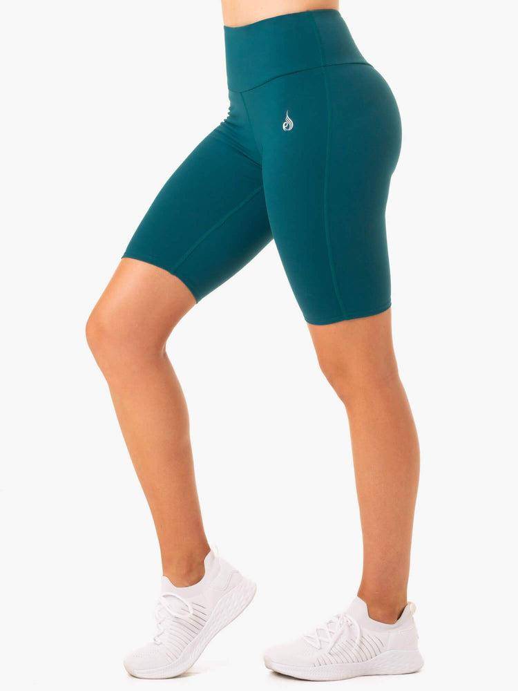 Emerald Ryderwear Women Shorts Staples Scrunch Bum Bike Women's Shorts | AU2124XF