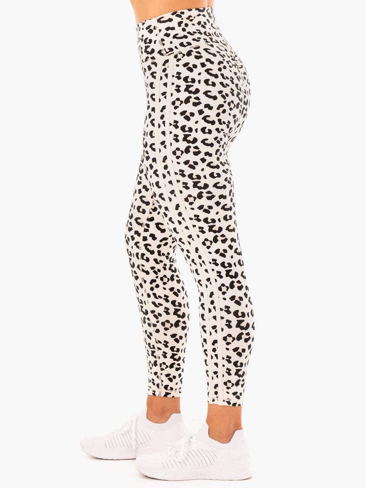 Ivory Leopard Ryderwear Women Leggings Evolution High Waisted Scrunch Women's Leggings | AU1735CE