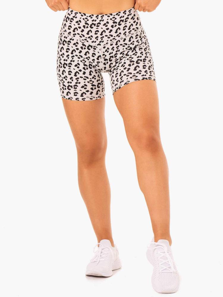 Ivory Leopard Ryderwear Women Shorts Hybrid Mid Length Women\'s Shorts | AU1953YU