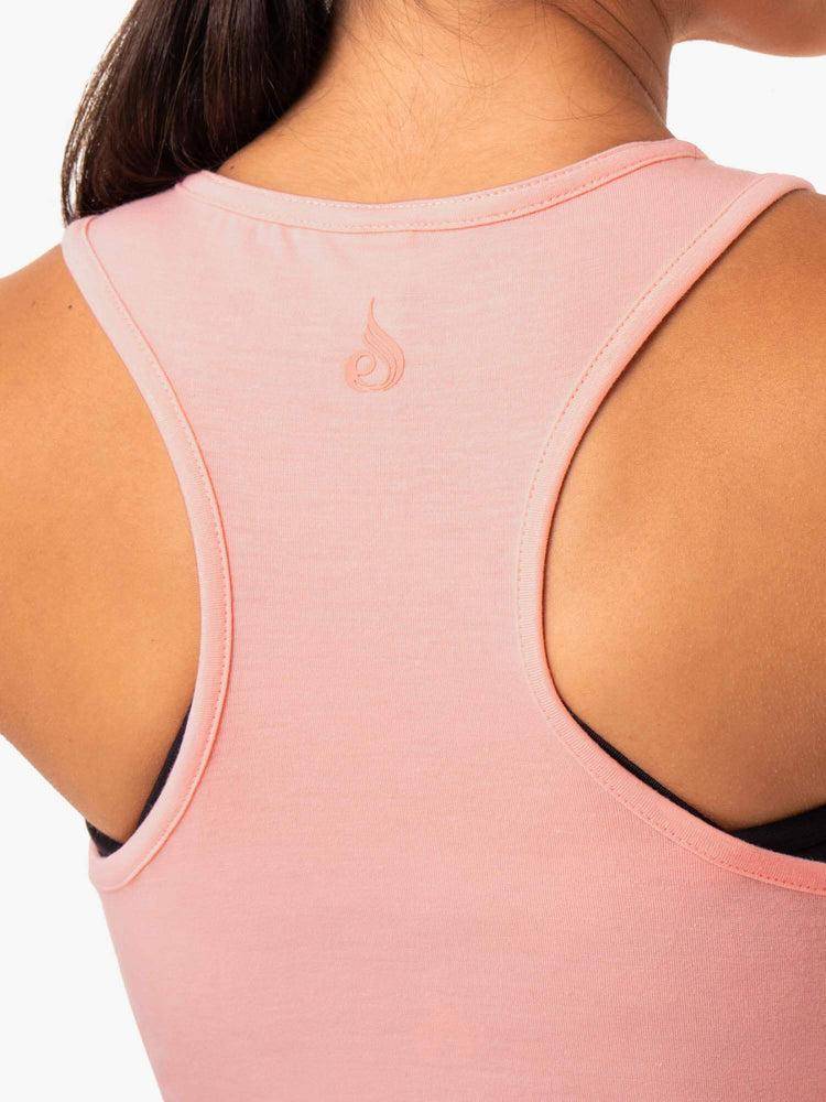 Peach Ryderwear Women Tanks Adapt Twist Cropped Women's Tanks | AU2982SO