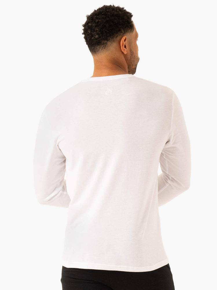 White Ryderwear Men T Shirts Graphic Long Sleeve Men's T Shirts | AU1234GL