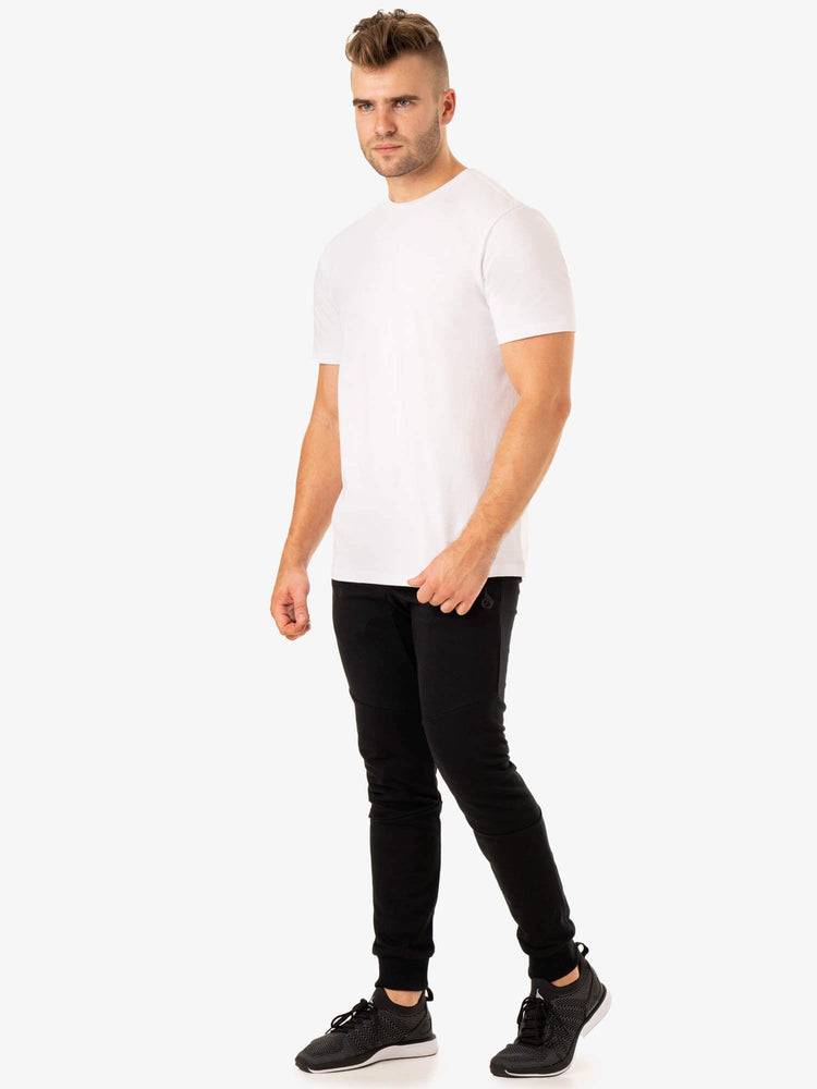 White Ryderwear Men T Shirts Limitless Men's T Shirts | AU1260GL