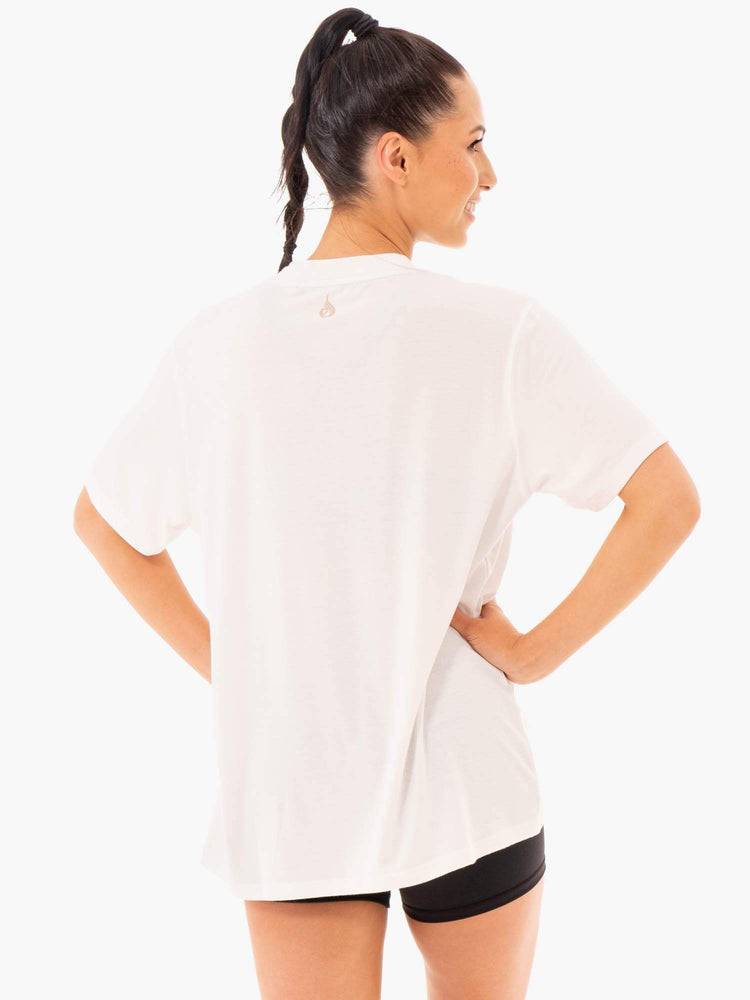 White Ryderwear Women T Shirts Define Long Line Women's T Shirts | AU2703UT